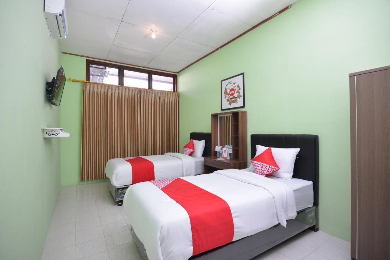Super Oyo 1046 Omah Pathok Hotel Yogyakarta Eksteriør billede