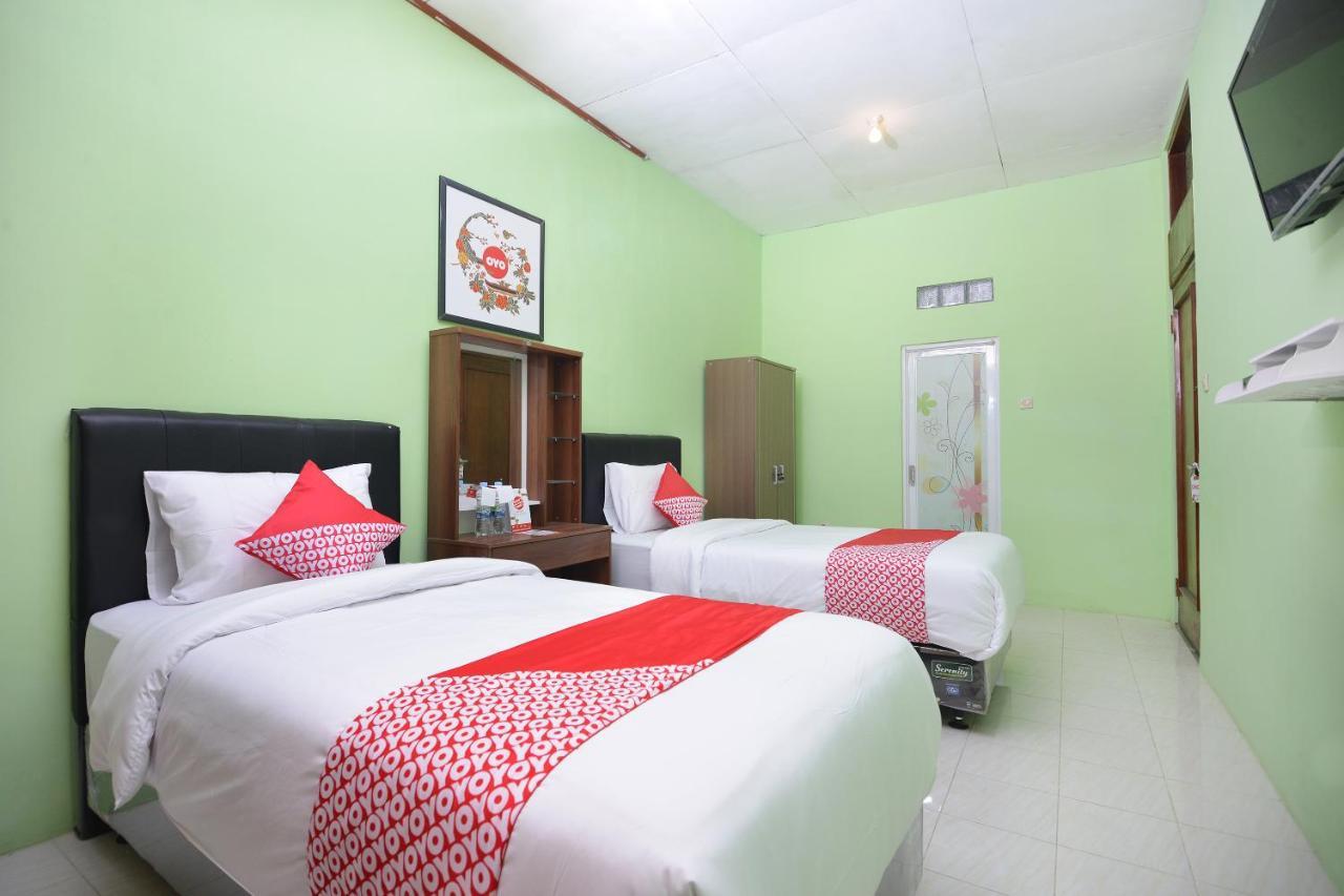 Super Oyo 1046 Omah Pathok Hotel Yogyakarta Eksteriør billede