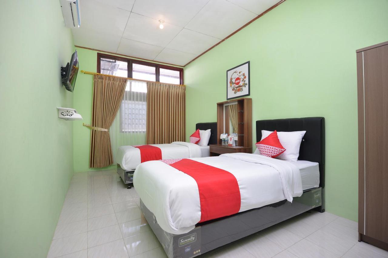 Super Oyo 1046 Omah Pathok Hotel Yogyakarta Eksteriør billede