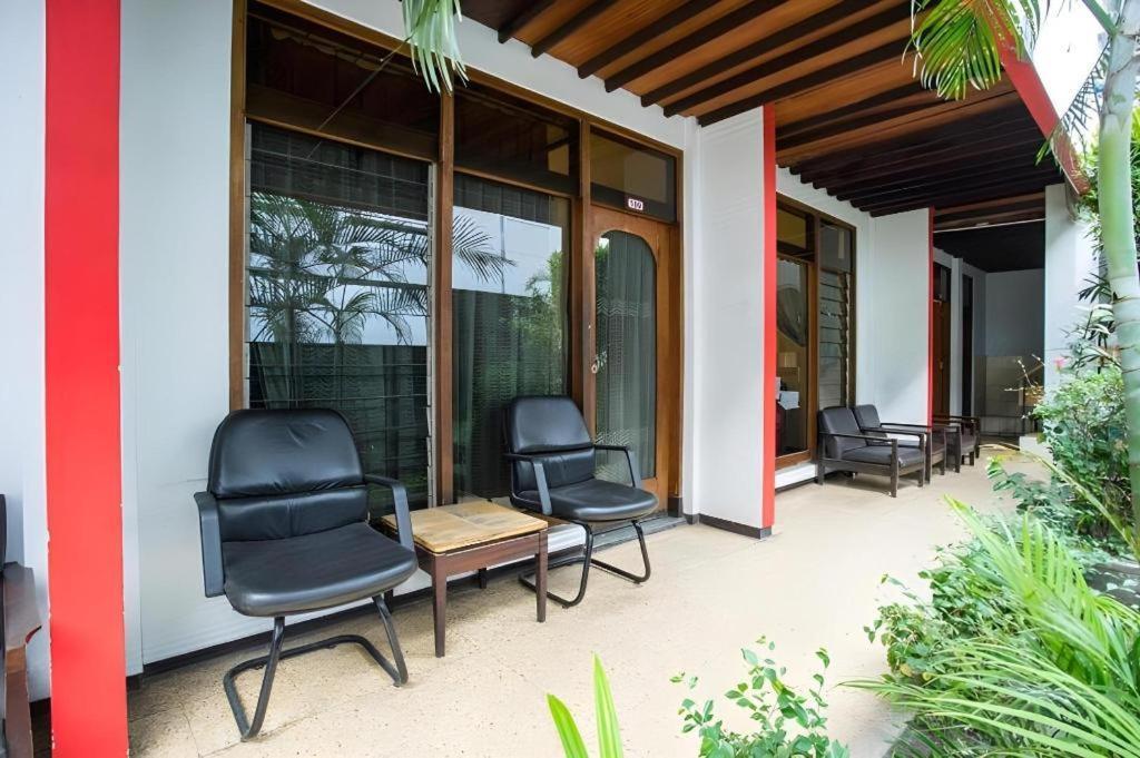 Super Oyo 1046 Omah Pathok Hotel Yogyakarta Eksteriør billede